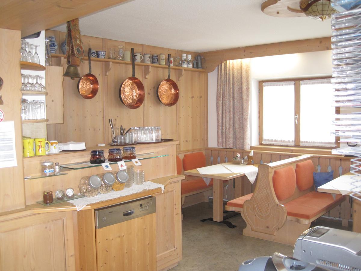 Gaestehaus Lackner Oberau Bagian luar foto
